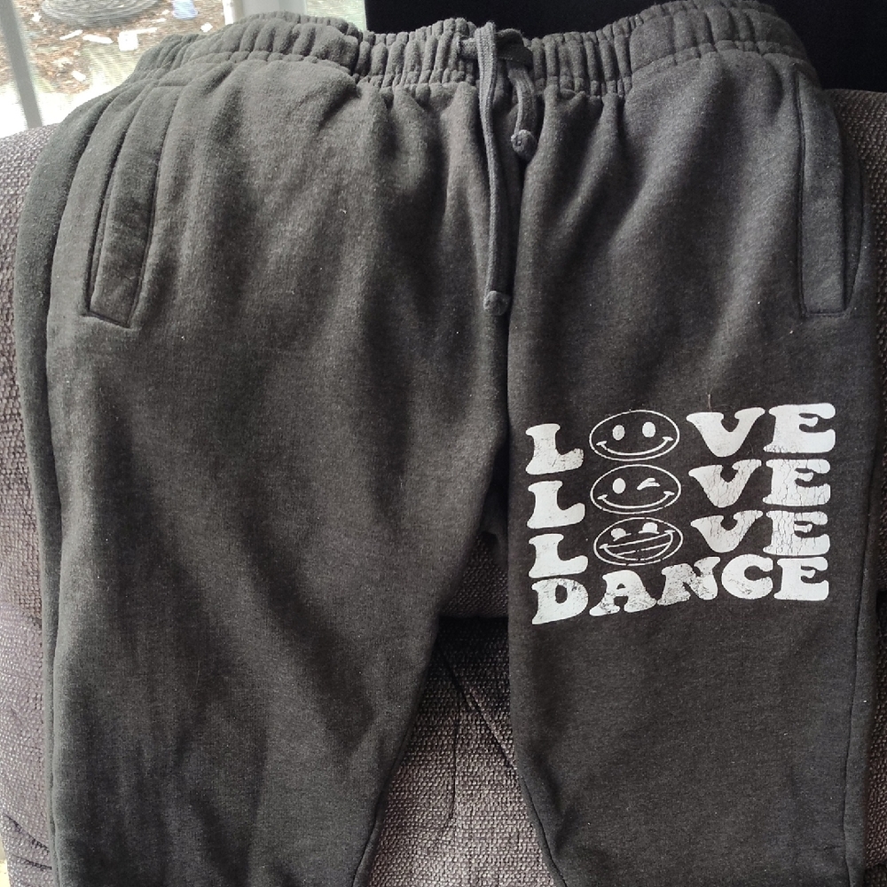 Kids Black 'Love Dance' Graphic Jogger Sweatpants